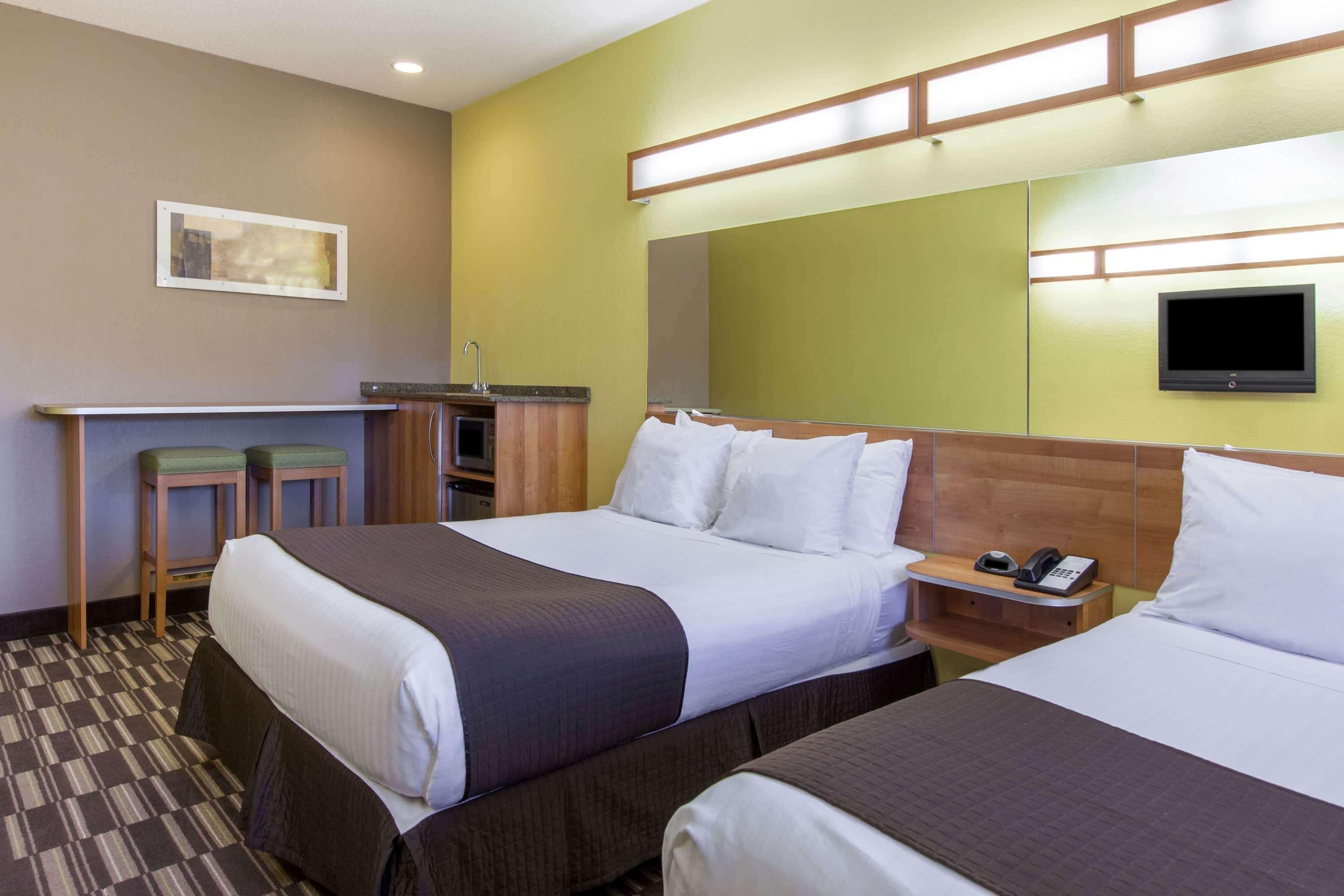 Microtel Inn & Suites By Wyndham Johnstown Extérieur photo