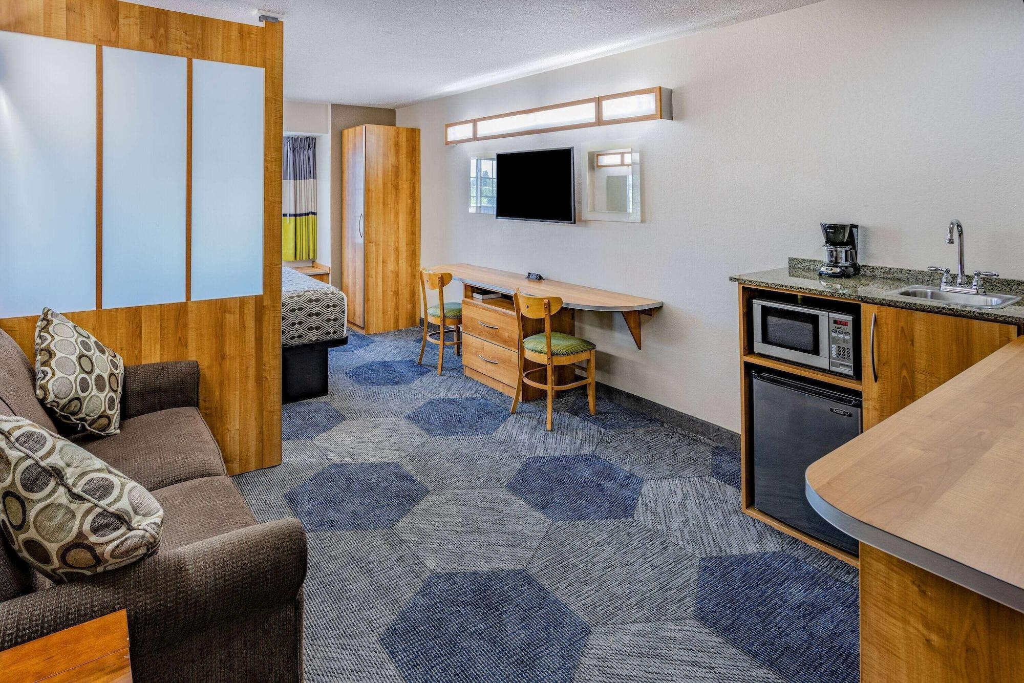Microtel Inn & Suites By Wyndham Johnstown Extérieur photo
